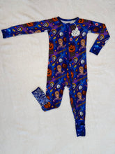 Load image into Gallery viewer, Another Cromwell Zippy with Fold over feet
