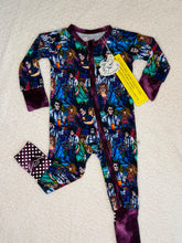 Load image into Gallery viewer, Gentle Misfit Zippy with convertible feet
